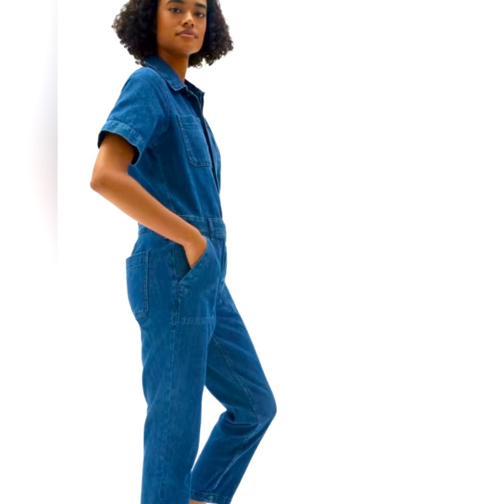 Everlane Short Sleeve Denim Coverall, Size 6